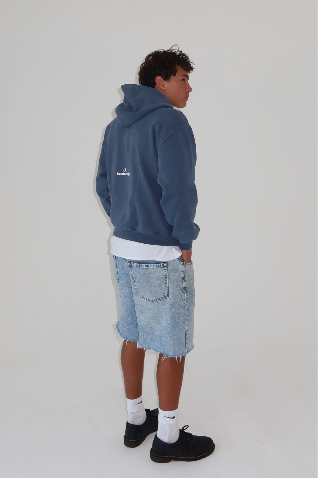 *PRE-ORDER* (9 WEEKS) - HUG HOOD | SEA