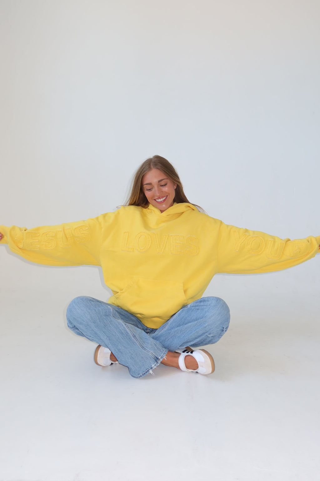 *PRE-ORDER* (10 WEEKS) - HUG HOOD | SUNNY