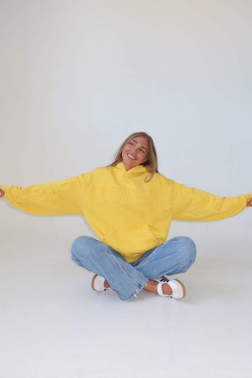 *PRE-ORDER* (10 WEEKS) - HUG HOOD | SUNNY